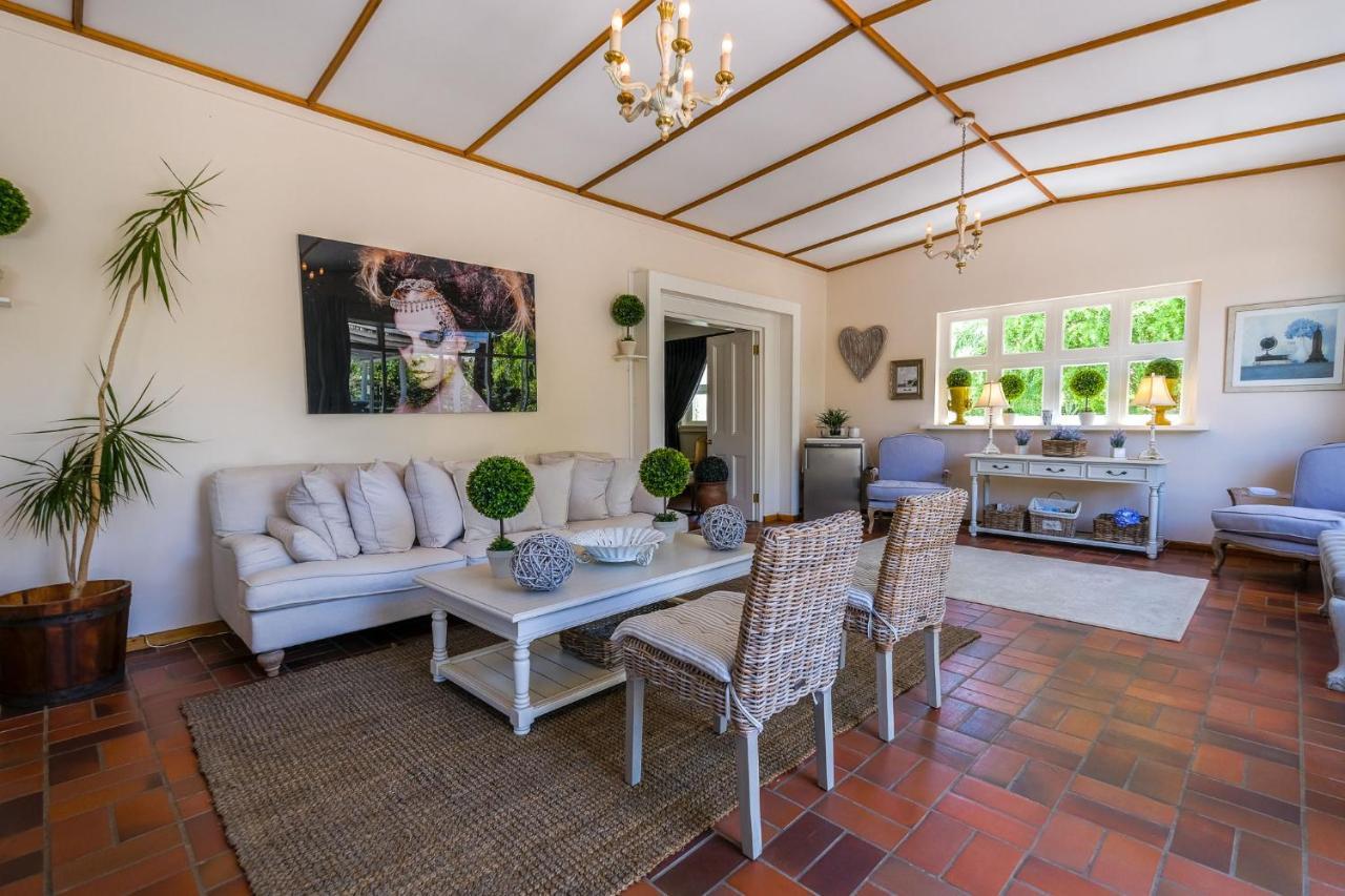 ג'ורג' Oude Berg Guesthouse - 10 Caledon Street מראה חיצוני תמונה