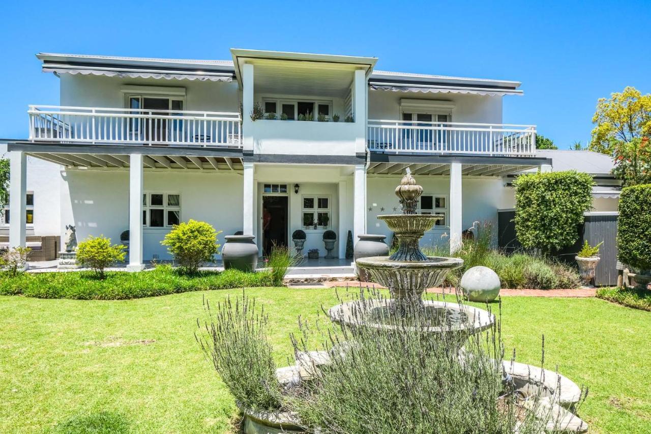 ג'ורג' Oude Berg Guesthouse - 10 Caledon Street מראה חיצוני תמונה